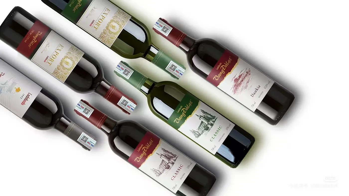 Teknik apa yang biasa digunakan untuk label anggur?