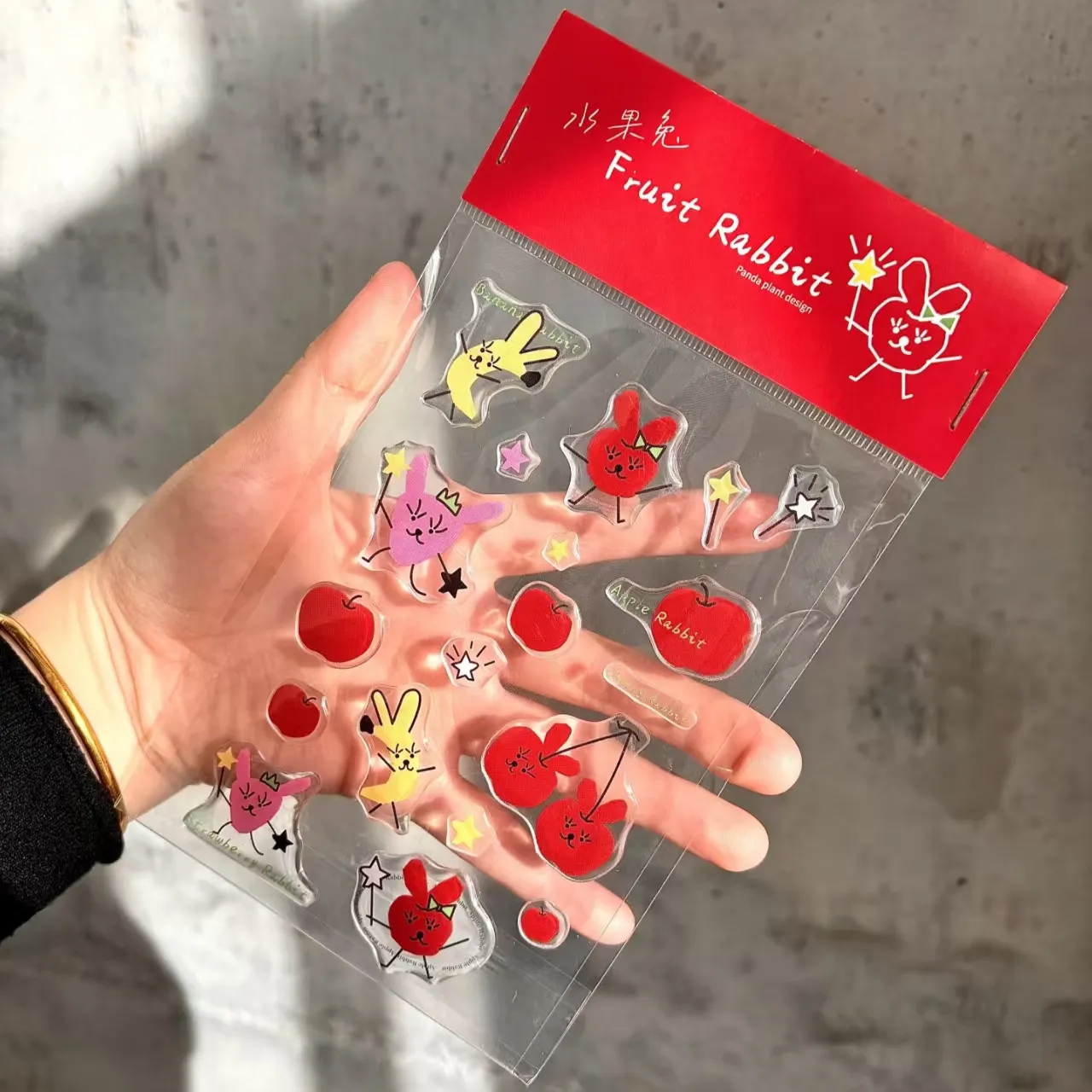 Mengapa Label Epoxy Membuat Produk Terlihat Lebih Premium?