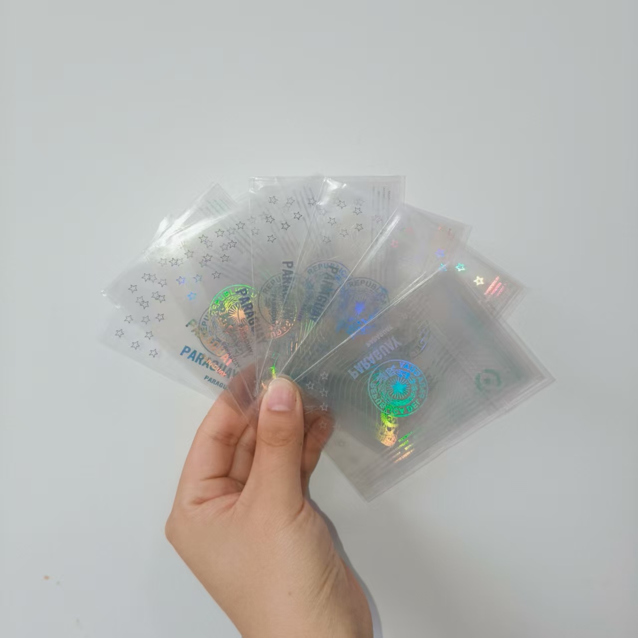 Stiker kartu hologram transparan